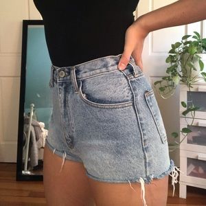 Brandy Melville high waisted jean shorts